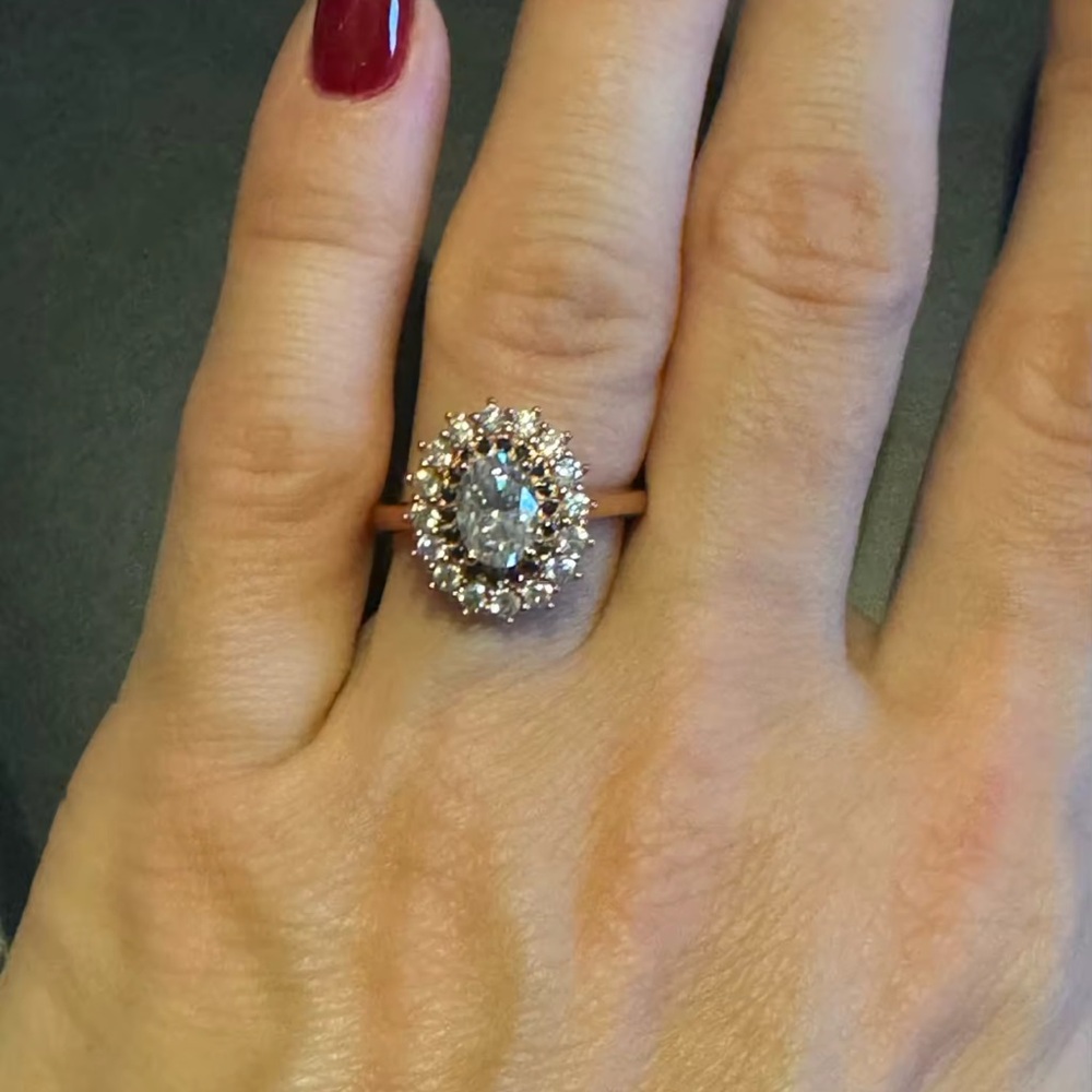 14k/silver Elegant Black and White lab grown brilliant Halo Ring - Picture 8 of 11